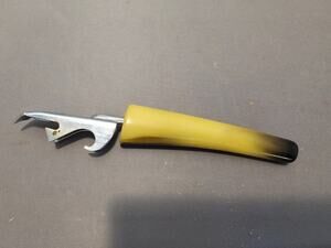 Vintage Bakelite Trav L Bar Punch Can & Wine, Beer/Soda Bottle Opener - 5-3/4"